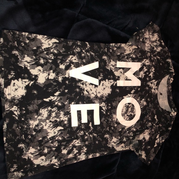 MOVE tshirt - Picture 1 of 1